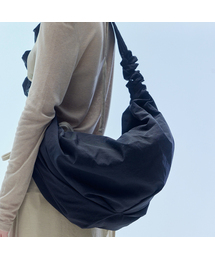 YURT（ユルト）の「VINE_2color（ショルダーバッグ）」