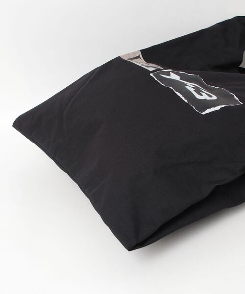 Y-3(ワイスリー)の「Y-3 GRAPHIC TOTE(トートバッグ・メンズ・ブラック・ONE SIZE)」の4枚目の写真
