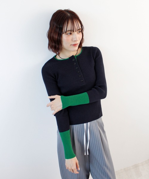 ABYS(アビス)の「《26SS 新作》ヘンリーネック配色リブニットトップス(ニット/セーター・レディース・ネイビー/アイボリー/グレー・FREE)」の21枚目の写真