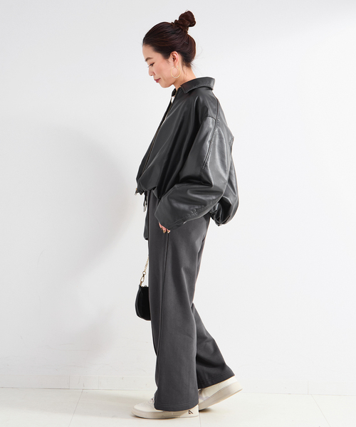 B.C STOCK（ベーセーストック）の「ウォッシャブル / 裏毛ピンタックストレートパンツ（スウェットパンツ・レディース・チャコールグレー/ブラック・SMALL/MEDIUM）」の22枚目の写真
