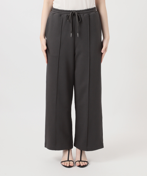 B.C STOCK（ベーセーストック）の「ウォッシャブル / 裏毛ピンタックストレートパンツ（スウェットパンツ・レディース・チャコールグレー/ブラック・SMALL/MEDIUM）」の15枚目の写真