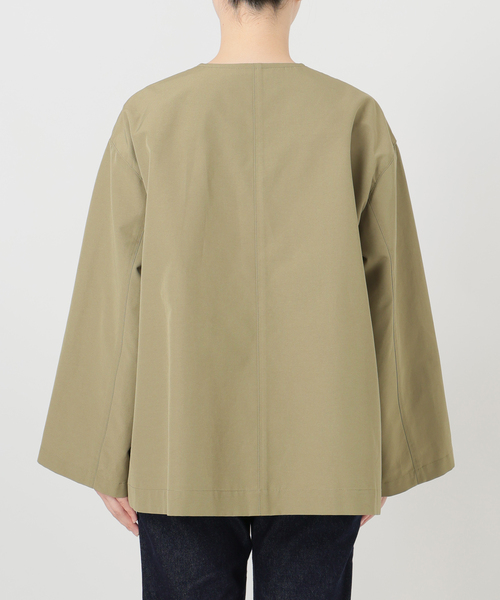 Traditional Weatherwear（トラディショナルウェザーウェア）の「TRADITIONAL WEATHERWEAR SLOBE別注 LINTON N/C SHORT（ノーカラーコート・レディース・カーキ・34/32）」の21枚目の写真