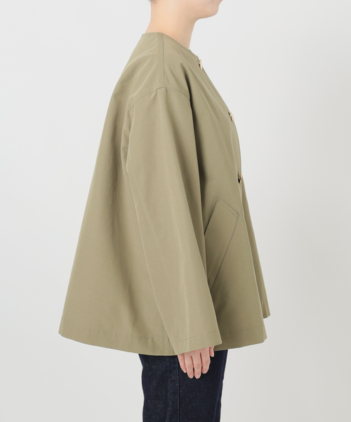 Traditional Weatherwear（トラディショナルウェザーウェア）の「TRADITIONAL WEATHERWEAR SLOBE別注 LINTON N/C SHORT（ノーカラーコート・レディース・カーキ・34/32）」の22枚目の写真