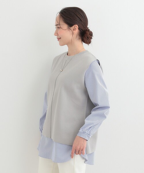 SHOO・LA・RUE(シューラルー)の「【洗濯機可/2点セット/S-LL】着回し自在 きれい見え ニットベスト+ブラウス(ニット/セーター・レディース・ダークブラウン・03/02/01/04)」の8枚目の写真