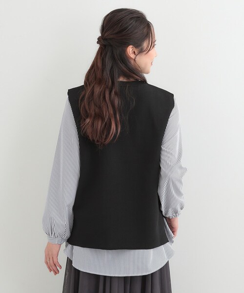 SHOO・LA・RUE(シューラルー)の「【洗濯機可/2点セット/S-LL】着回し自在 きれい見え ニットベスト+ブラウス(ニット/セーター・レディース・ダークブラウン・03/02/01/04)」の19枚目の写真