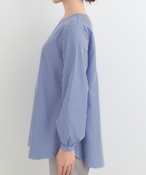 SHOO・LA・RUE(シューラルー)の「【洗濯機可/2点セット/S-LL】着回し自在 きれい見え ニットベスト+ブラウス(ニット/セーター・レディース・ダークブラウン・03/02/01/04)」の5枚目の写真