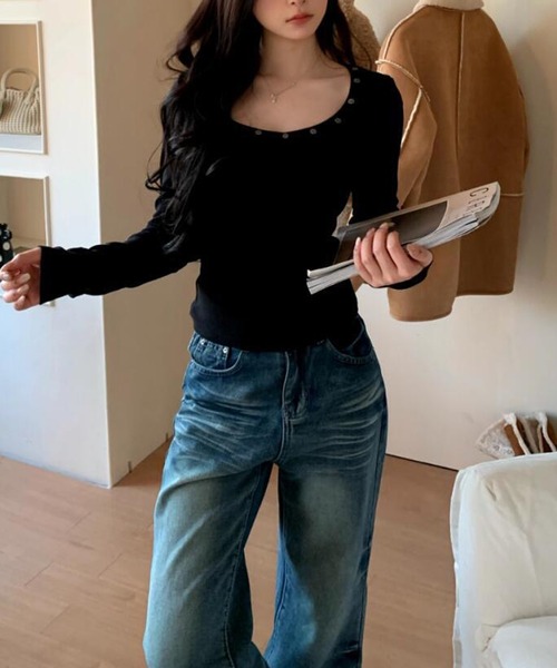 NANEA（ナネア）の「スタッズデザインワイドネックカットソー（Tシャツ/カットソー・レディース・ブラック/グレー/ホワイト・SMALL/MEDIUM/LARGE）」の16枚目の写真