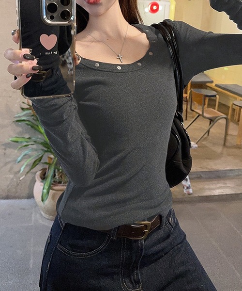 NANEA（ナネア）の「スタッズデザインワイドネックカットソー（Tシャツ/カットソー・レディース・ブラック/グレー/ホワイト・SMALL/MEDIUM/LARGE）」の10枚目の写真