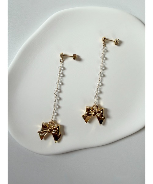 tone(トーン)の「【TOMEI LAB】リボン チャーム ピアス(MA)(ピアス(両耳用)・レディース・ゴールド・FREE)」の7枚目の写真