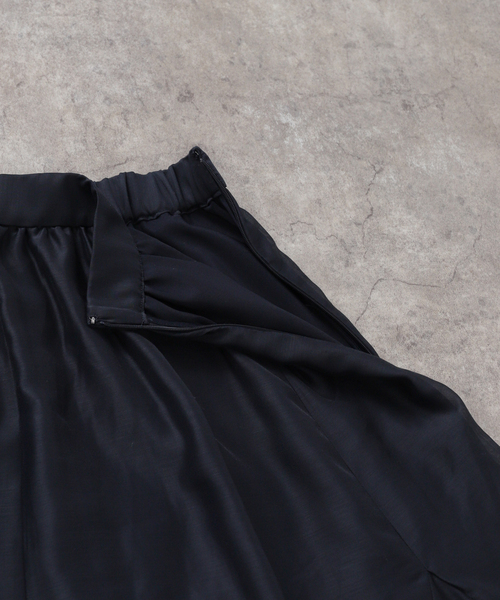 La TOTALITE（ラトータリテ）の「【洗える】シアーランダムヘムスカート（スカート・レディース・ネイビー/バーガンディー/イエロー・38/36）」の13枚目の写真