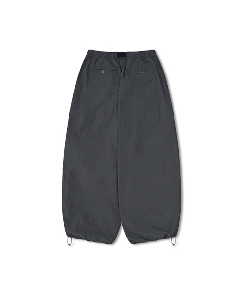 ANGLAN(アングラン)の「Nylon Tuck Belt String Balloon Pants - Grey(スウェットパンツ・メンズ・その他・ONE SIZE)」の10枚目の写真