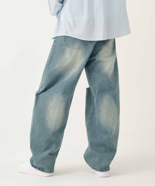 ACSHI(アクシ)の「ルーズウォッシュドバルーンフィットワイドデニムパンツユニセックス(古着ブルー)(デニムパンツ・レディース・その他・XXL/XS/S/M/L/XL)」の4枚目の写真
