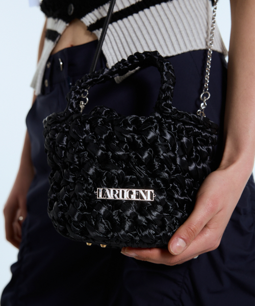 LARTIGENT（ラーティゼン）の「L11 SATIN CROCHET CHAIN BAG(BLACK)（ショルダーバッグ・レディース・その他・FREE）」の2枚目の写真