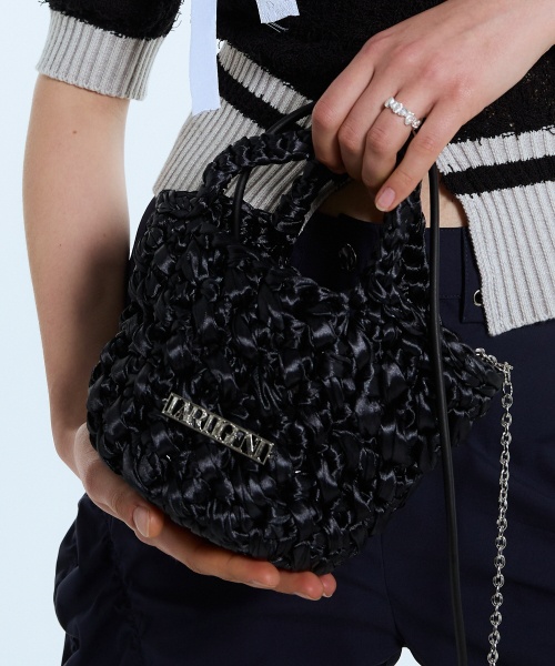 LARTIGENT（ラーティゼン）の「L11 SATIN CROCHET CHAIN BAG(BLACK)（ショルダーバッグ・レディース・その他・FREE）」の3枚目の写真
