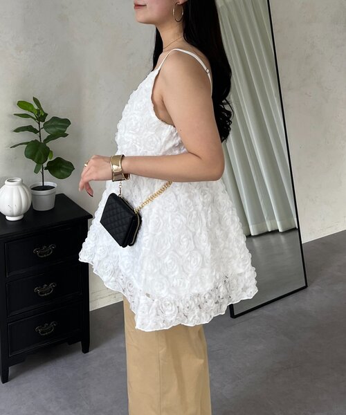 prose verse（プロズヴェール）の「3DフラワーVネックビスチェ（キャミソール・レディース・ブラック/オフホワイト・LARGE/MEDIUM）」の11枚目の写真