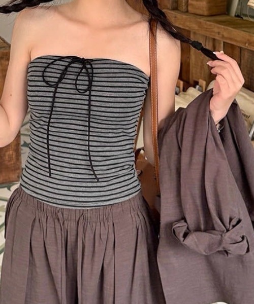 SHEPP（シープ）の「【26年春夏新作】カップ付きボーダー柄ストラップリボンビスチェ（チューブトップ・レディース・ホワイト/ブラウン/ブラック/グレー・F）」の12枚目の写真