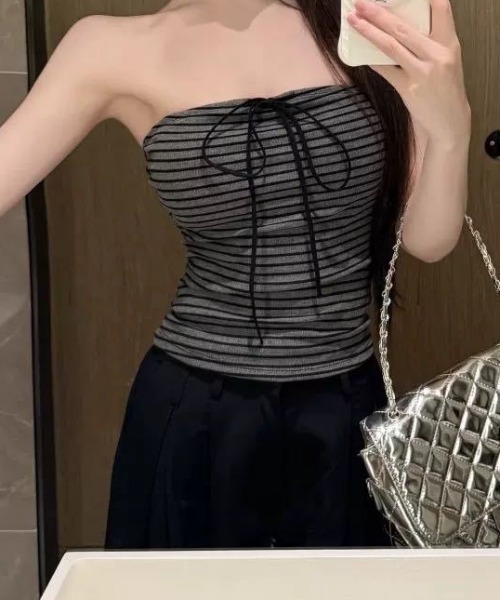 SHEPP（シープ）の「【26年春夏新作】カップ付きボーダー柄ストラップリボンビスチェ（チューブトップ・レディース・ホワイト/ブラウン/ブラック/グレー・F）」の14枚目の写真