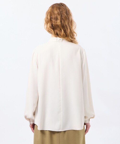 MACKINTOSH PHILOSOPHY（ﾏｯｷﾝﾄｯｼｭ ﾌｨﾛｿﾌｨｰ）の「【LEE4月号/蛯原友里さん着用】アムンゼンボウタイブラウス（シャツ/ブラウス・レディース・ベージュ/ホワイト系その他/グレー系その他・38）」の10枚目の写真