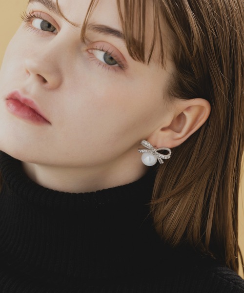 LA MUe(ラミュー)の「【LA MUe】ニッケルフリー リボン×パール ピアス(ピアス(両耳用)・レディース・シルバー/ゴールド・FREE)」の12枚目の写真