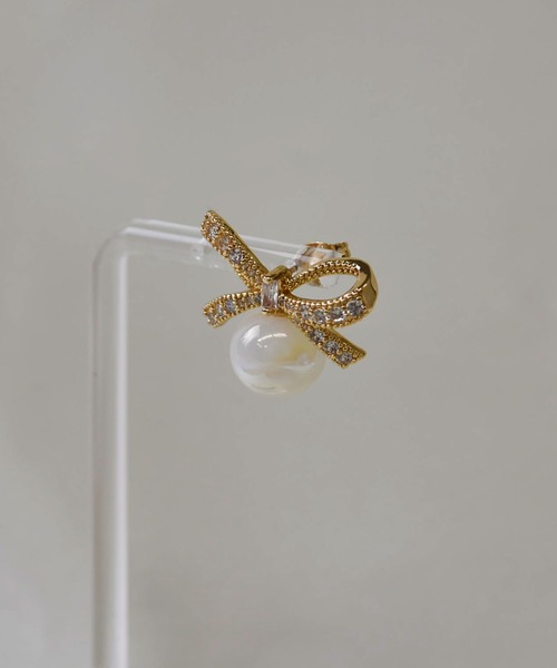 LA MUe(ラミュー)の「【LA MUe】ニッケルフリー リボン×パール ピアス(ピアス(両耳用)・レディース・シルバー/ゴールド・FREE)」の18枚目の写真