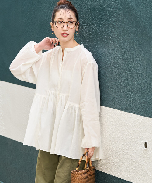 FREAK'S STORE(フリークスストア)の「限定展開 シアー ボイル フロント ボタン ギャザー ブラウス(シャツ/ブラウス・レディース・ブラウン/イエロー/オフホワイト/ブラック/ブルーグリーン/ライトブルー・フリ-)」の7枚目の写真