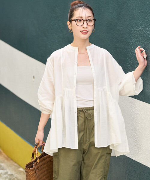 FREAK'S STORE(フリークスストア)の「限定展開 シアー ボイル フロント ボタン ギャザー ブラウス(シャツ/ブラウス・レディース・ブラウン/イエロー/オフホワイト/ブラック/ブルーグリーン/ライトブルー・フリ-)」の12枚目の写真