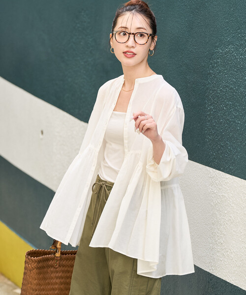 FREAK'S STORE(フリークスストア)の「限定展開 シアー ボイル フロント ボタン ギャザー ブラウス(シャツ/ブラウス・レディース・ブラウン/イエロー/オフホワイト/ブラック/ブルーグリーン/ライトブルー・フリ-)」の13枚目の写真