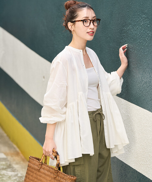 FREAK'S STORE(フリークスストア)の「限定展開 シアー ボイル フロント ボタン ギャザー ブラウス(シャツ/ブラウス・レディース・ブラウン/イエロー/オフホワイト/ブラック/ブルーグリーン/ライトブルー・フリ-)」の14枚目の写真