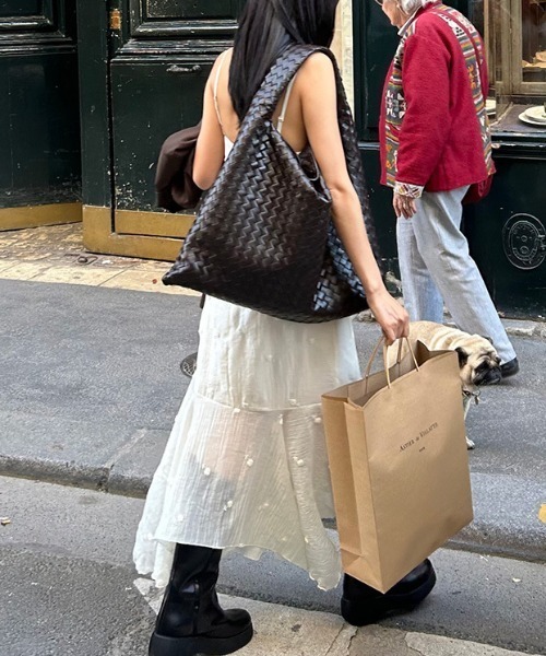 FREE STYLISTS（フリー スタイリスト）の「YUGA_YGMC 3D Embroidered Camisole Dress（ワンピース・レディース・オフホワイト/ブラック・FREE）」の6枚目の写真