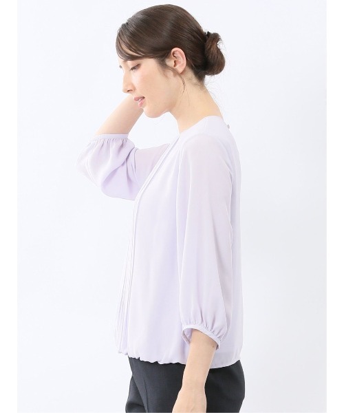 m.f.editorial（エムエフエディトリアル）の「【オフィス 綺麗目 裏地付き】m.f.エディトリアル レディース 消しプリーツ 7分袖 プルオーバー ブラウス（シャツ/ブラウス・レディース・ネイビー/パープル系その他/アイボリー・LARGE/MEDIUM）」の7枚目の写真