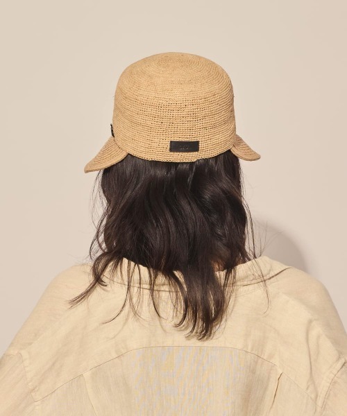 arth（アース）の「arth  Raffia Wide Visor Cap / アース（キャップ・レディース・ナチュラル・M/57.5cm）」の2枚目の写真