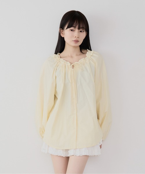 ROOPTOKYO(ループトウキョウ)の「フリルギャザーネック シャツブラウス(シャツ/ブラウス・レディース・ホワイト/ピンク/イエロー/ライトブルー・FREE)」の7枚目の写真