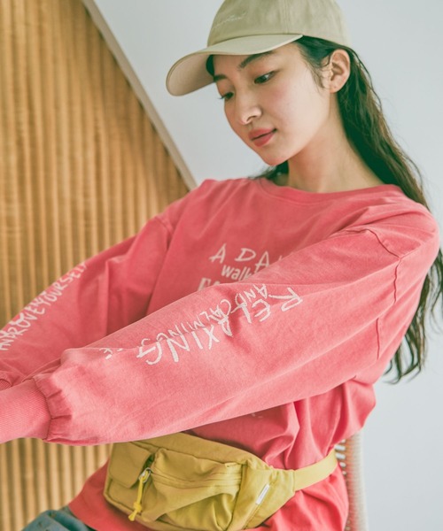 niko and...（ニコアンド）の「アソートフォト&レタリングTシャツ（Tシャツ/カットソー・レディース・クリーム/オフホワイト/ネイビー/レッド・FREE）」の4枚目の写真