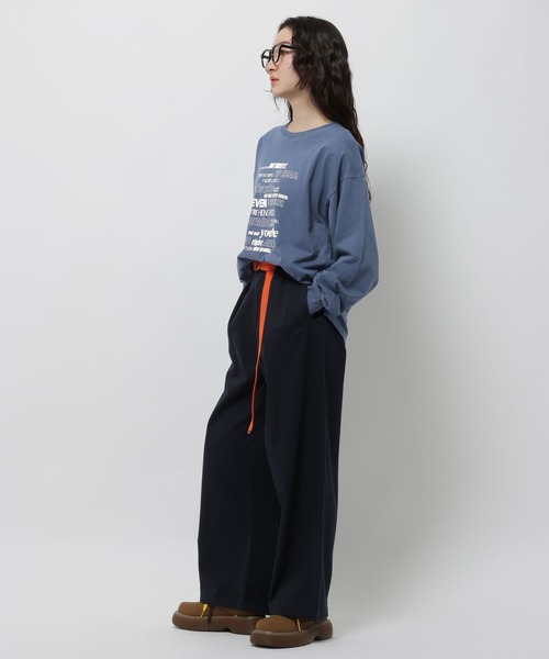 niko and...（ニコアンド）の「アソートフォト&レタリングTシャツ（Tシャツ/カットソー・レディース・クリーム/オフホワイト/ネイビー/レッド・FREE）」の13枚目の写真