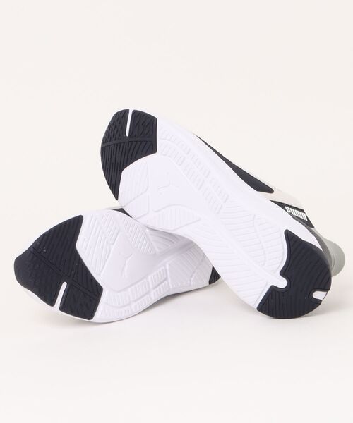 PUMA（プーマ）の「【PUMA】ソフトR シンメトリー EASE IN（スニーカー・メンズ・グレー・26.0cm/26.5cm/27.0cm/27.5cm/28.0cm/25.5cm）」の3枚目の写真