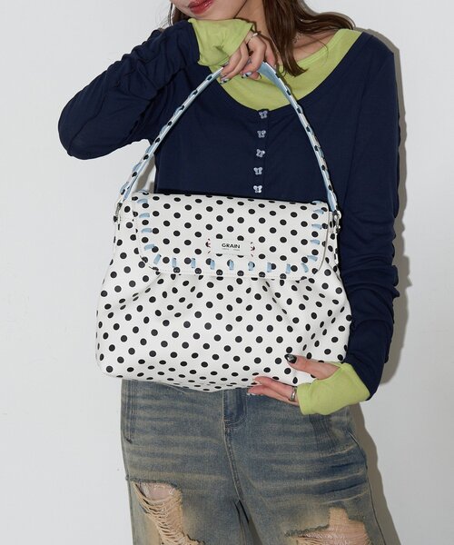 CIAOPANIC（チャオパニック）の「【WEB限定】【GRAIN】ステッチ水玉ボストンバッグ（ボストンバッグ・レディース・ホワイト/ブラック・FREE）」の3枚目の写真