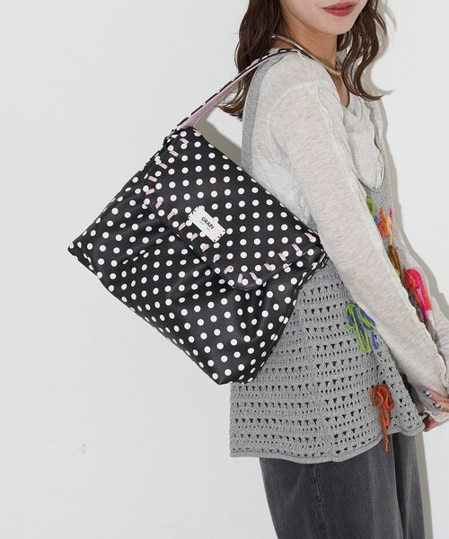 CIAOPANIC（チャオパニック）の「【WEB限定】【GRAIN】ステッチ水玉ボストンバッグ（ボストンバッグ・レディース・ホワイト/ブラック・FREE）」の11枚目の写真