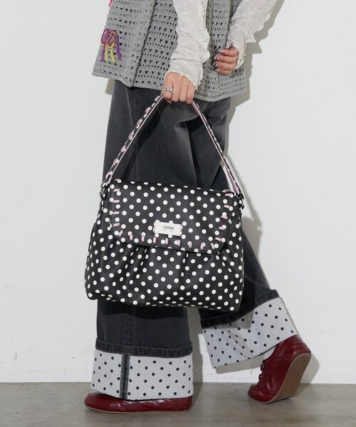 CIAOPANIC（チャオパニック）の「【WEB限定】【GRAIN】ステッチ水玉ボストンバッグ（ボストンバッグ・レディース・ホワイト/ブラック・FREE）」の13枚目の写真