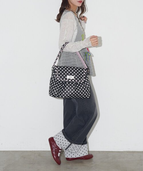 CIAOPANIC（チャオパニック）の「【WEB限定】【GRAIN】ステッチ水玉ボストンバッグ（ボストンバッグ・レディース・ホワイト/ブラック・FREE）」の16枚目の写真