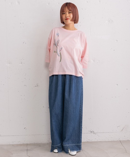 POU DOU DOU（プードゥドゥ）の「ダンシングフラワー刺繍ドルマントップス（Tシャツ/カットソー・レディース・オートミール/ピンク/ブラック・3）」の9枚目の写真