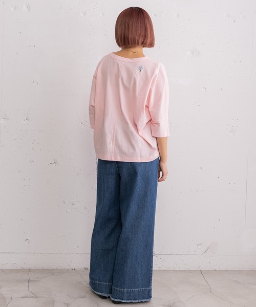 POU DOU DOU（プードゥドゥ）の「ダンシングフラワー刺繍ドルマントップス（Tシャツ/カットソー・レディース・オートミール/ピンク/ブラック・3）」の11枚目の写真