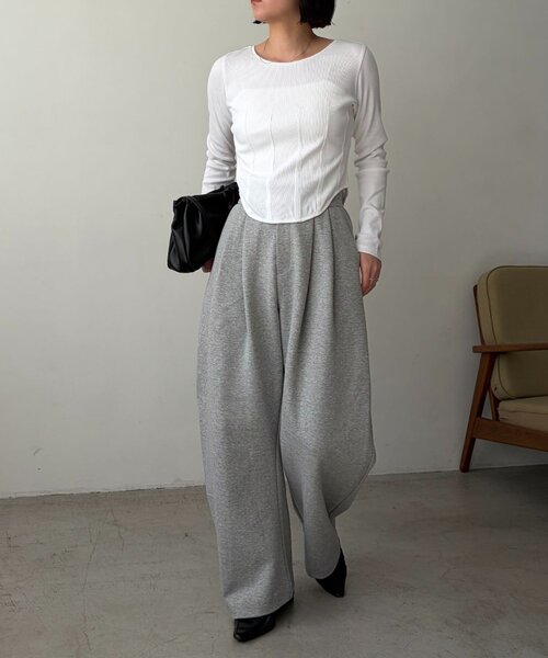 CAPRICIEUX LE'MAGE（カプリシューレマージュ）の「ダンボールカーブパンツ（その他パンツ・レディース・グレー/オフホワイト・36/38）」の12枚目の写真