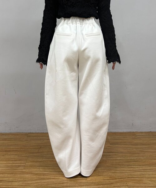 CAPRICIEUX LE'MAGE（カプリシューレマージュ）の「ダンボールカーブパンツ（その他パンツ・レディース・グレー/オフホワイト・36/38）」の8枚目の写真