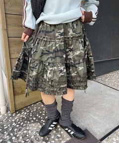 美品 AMERI アメリ フラワーパッチワークプリーツスカート Ameri（アメリ）の「FLOWER PATCHWORK PLEATED SKIRT（スカート）」 - WEAR