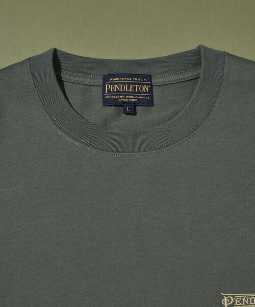 PENDLETON(ペンドルトン)の「PENDLETON/ペンドルトン 別注 バックプリント クルーネックTシャツ(Tシャツ/カットソー・メンズ・ブラック/オフホワイト/オリーブ・SMALL/MEDIUM/LARGE)」の17枚目の写真