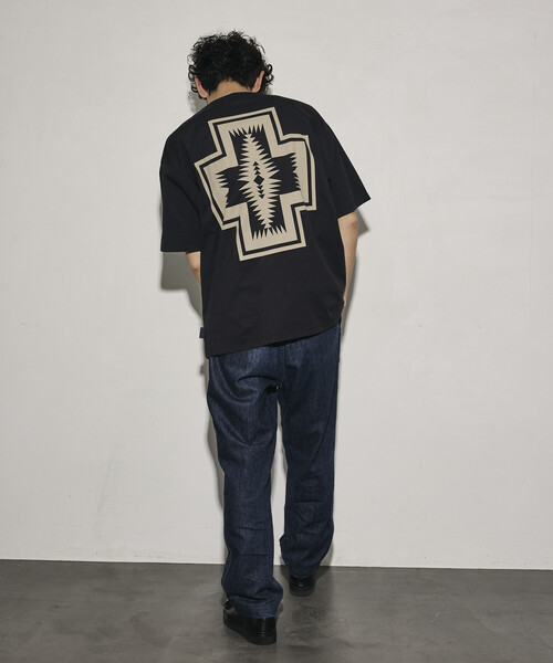 PENDLETON（ペンドルトン）の「PENDLETON/ペンドルトン 別注 バックプリント クルーネックTシャツ（Tシャツ/カットソー・メンズ・ブラック/オフホワイト/オリーブ・SMALL/MEDIUM/LARGE）」の9枚目の写真