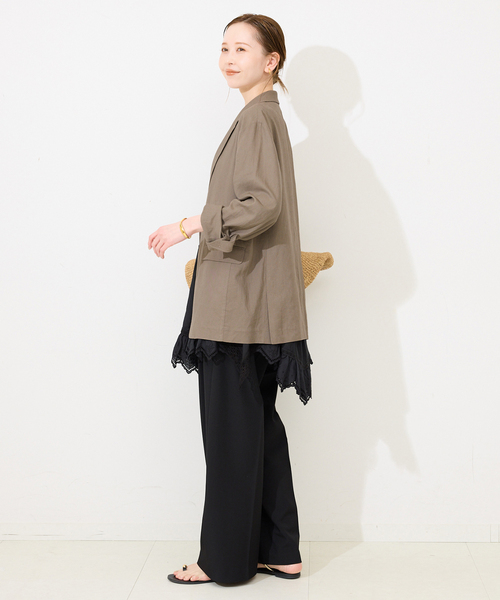 SLOBE IENA(スローブイエナ)の「《36.38サイズ展開》リネンレーヨンシングルテーラードジャケット(テーラードジャケット・レディース・ブラウン/ベージュ・38/36)」の13枚目の写真