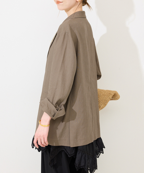 SLOBE IENA(スローブイエナ)の「《36.38サイズ展開》リネンレーヨンシングルテーラードジャケット(テーラードジャケット・レディース・ブラウン/ベージュ・38/36)」の17枚目の写真