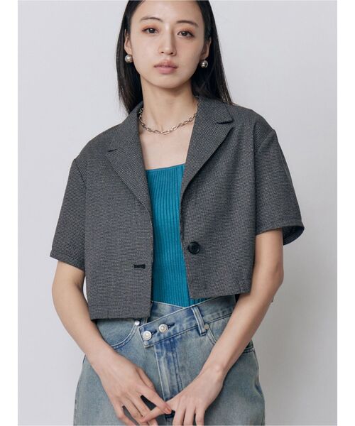 MURUA（ムルーア）の「【セットアップ対応】メッシュショートシャツジャケット　夏服（テーラードジャケット・レディース・ブラウン/ブラック/アイボリー/グレー・FREE）」の4枚目の写真