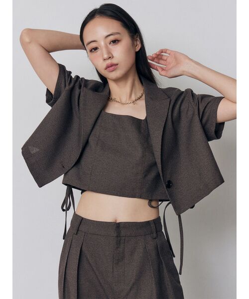MURUA（ムルーア）の「【セットアップ対応】メッシュショートシャツジャケット　夏服（テーラードジャケット・レディース・ブラウン/ブラック/アイボリー/グレー・FREE）」の7枚目の写真